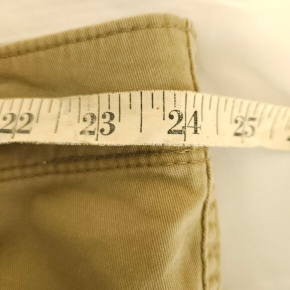 NWT Wrangler Men's 48 Beige Cargo Relaxed Fit Knee Length Tech Pocket Shorts - Picture 6 of 9